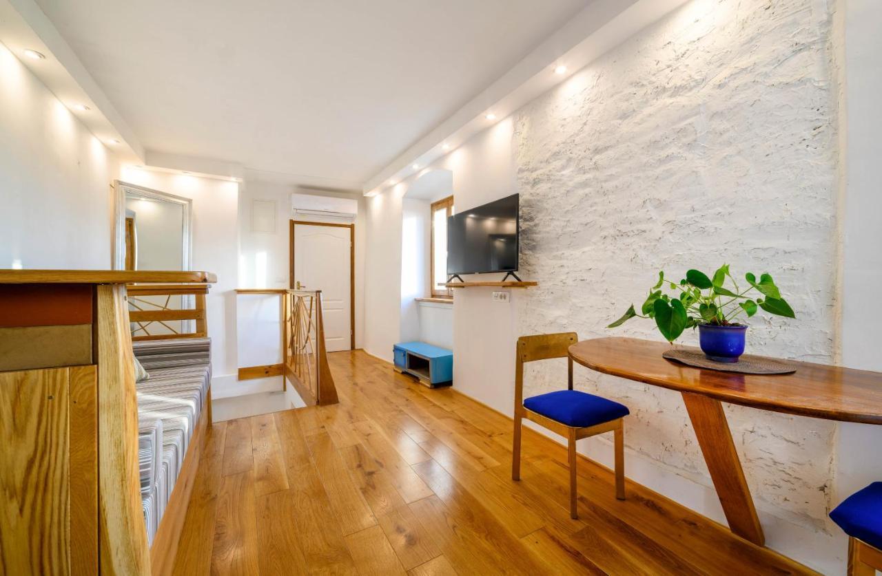 On The Rock Apartments Szybenik Zewnętrze zdjęcie