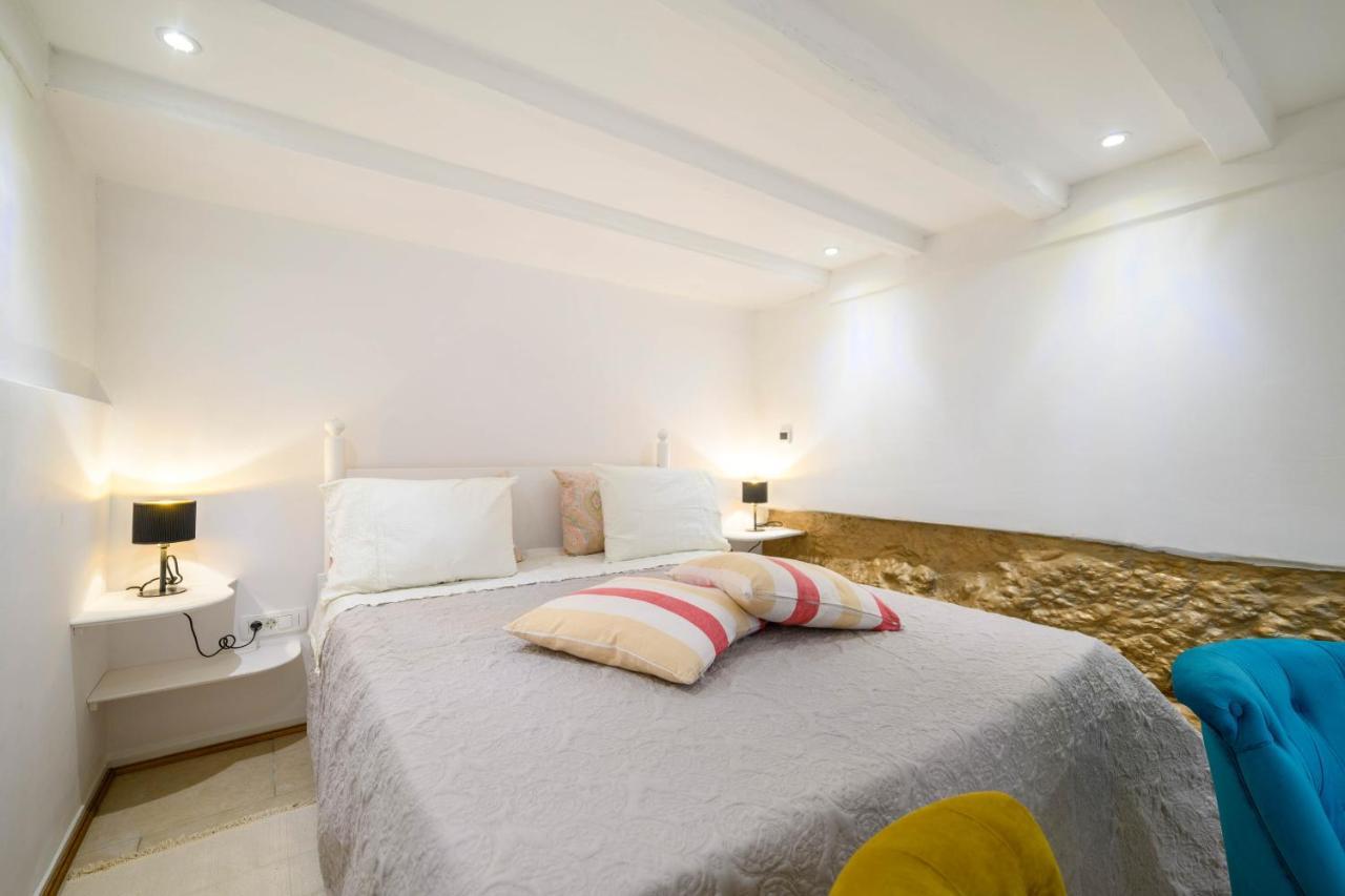 On The Rock Apartments Szybenik Zewnętrze zdjęcie