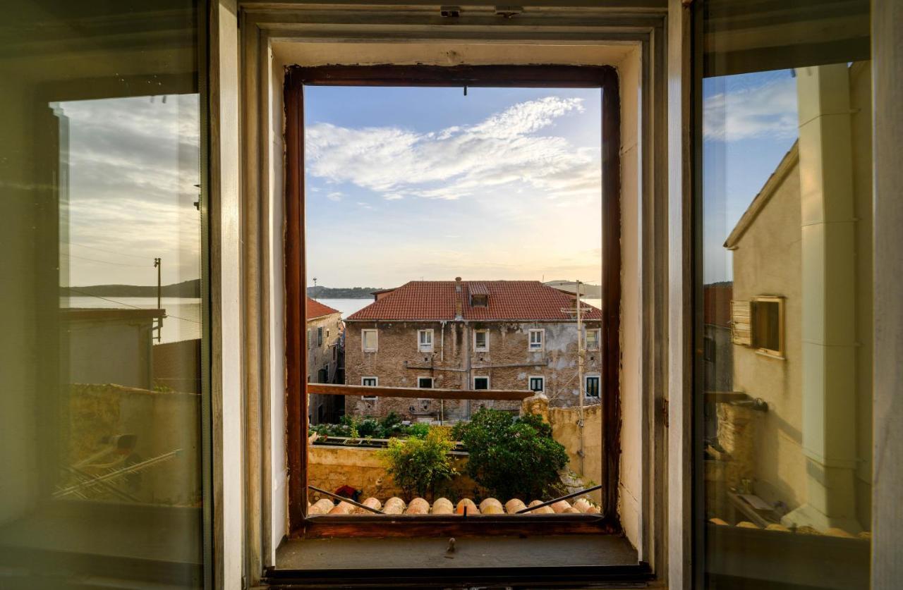 On The Rock Apartments Szybenik Zewnętrze zdjęcie