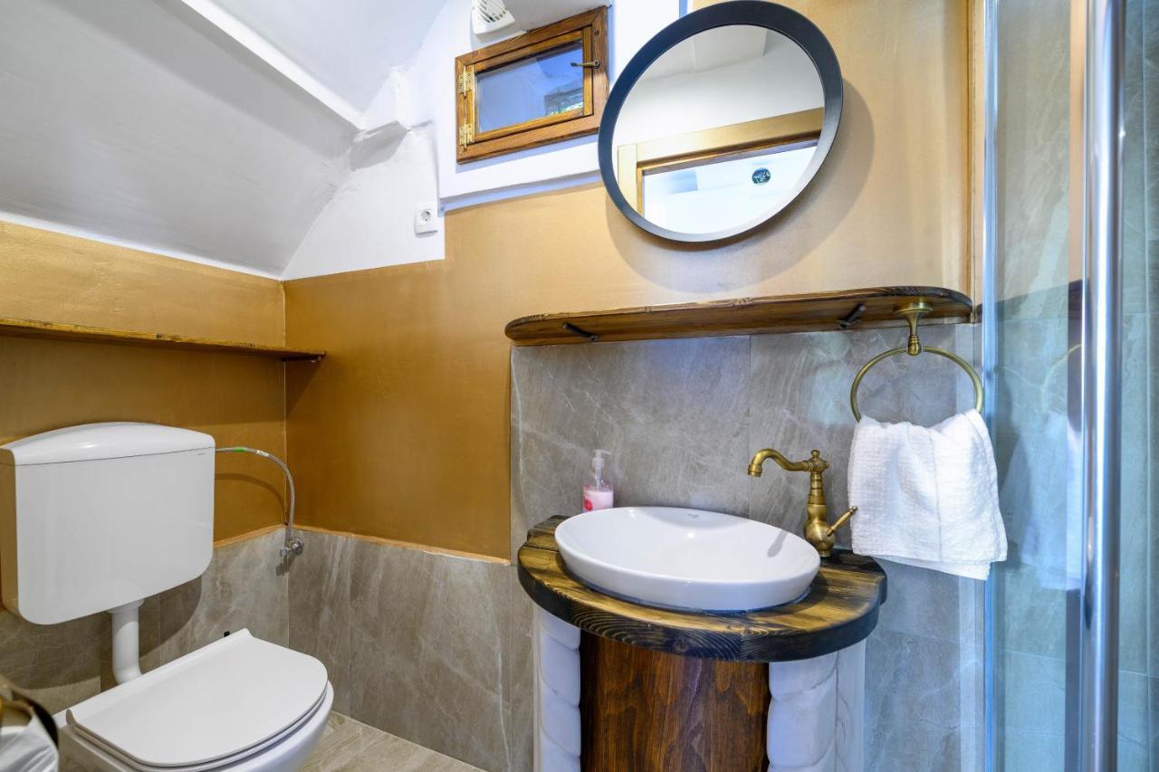 On The Rock Apartments Szybenik Zewnętrze zdjęcie